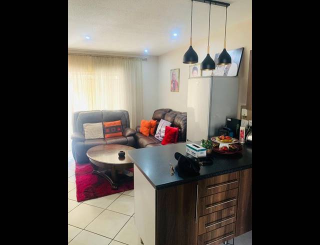 2 BEDROOM APARTMENT FOR SALE IN NOORDWYK